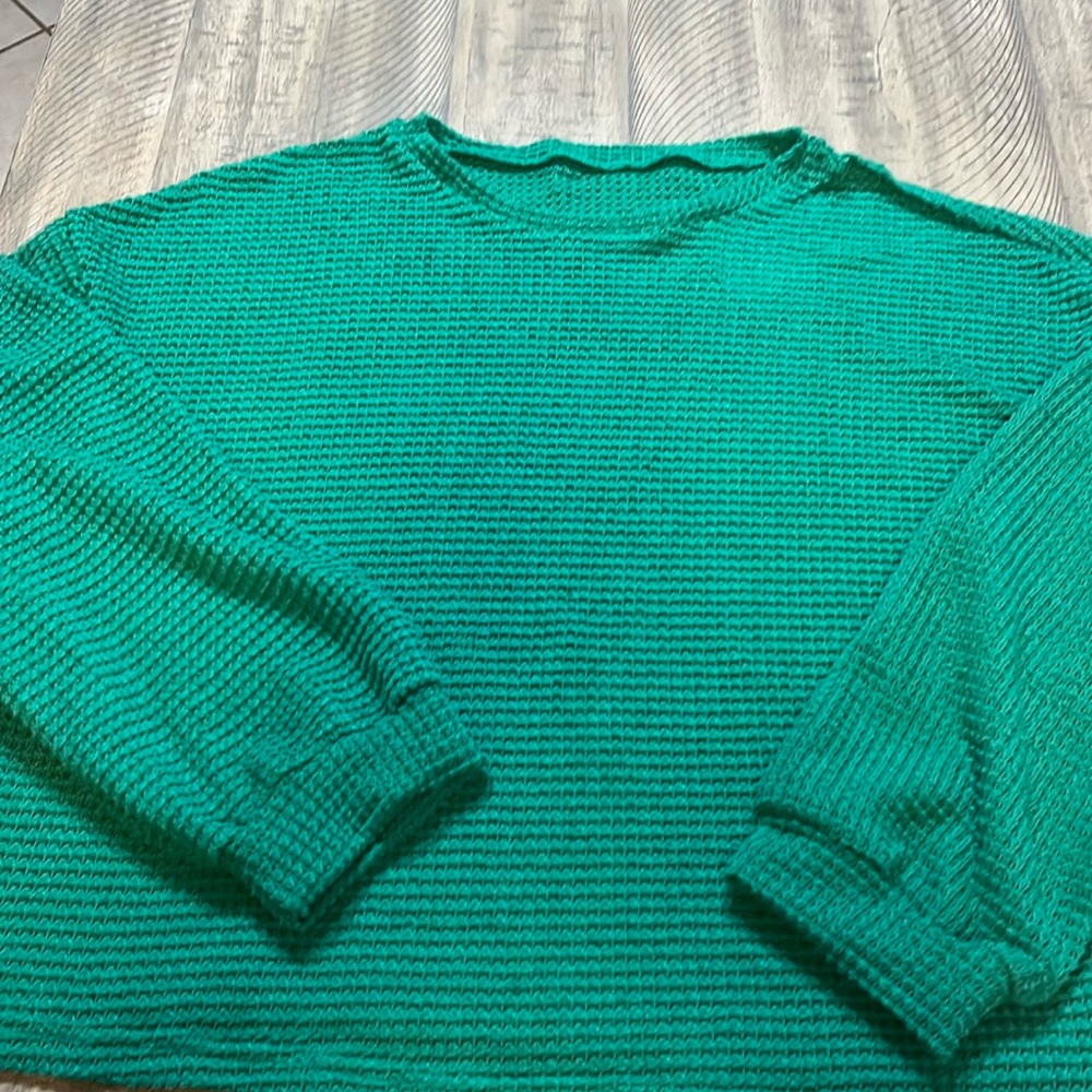305 NWT Emery Rose size XL green sweater